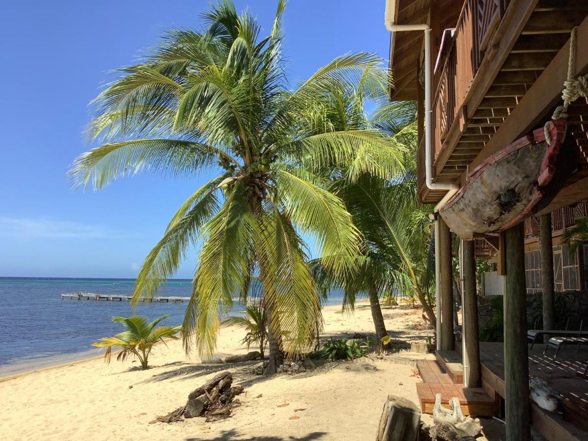 Reef Beach House - 2 Bedrooms Sandy Bay Exterior photo